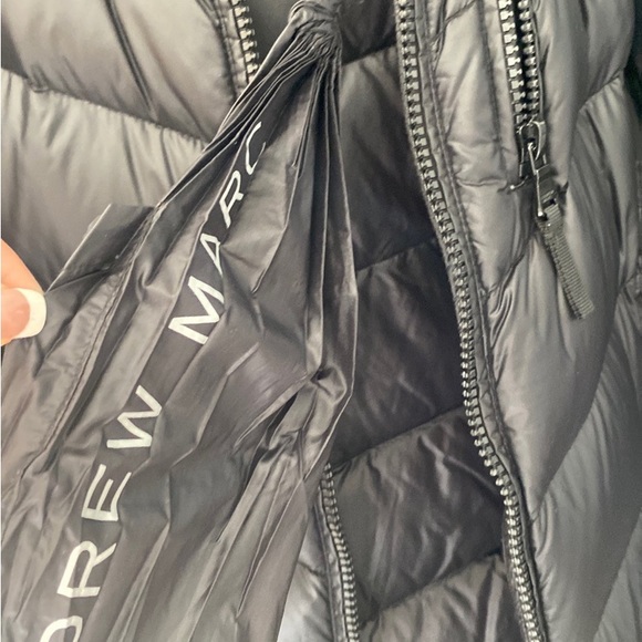 SOLD/ Andrew Marc Jacket Med Black New with out tag light weight Med - Picture 5 of 6